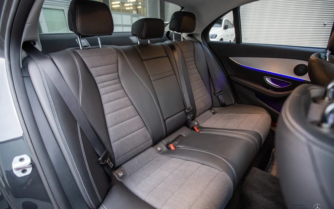 Mercedes-Benz Klasa E cena 229900 przebieg: 46619, rok produkcji 2022 z Krosno małe 466
